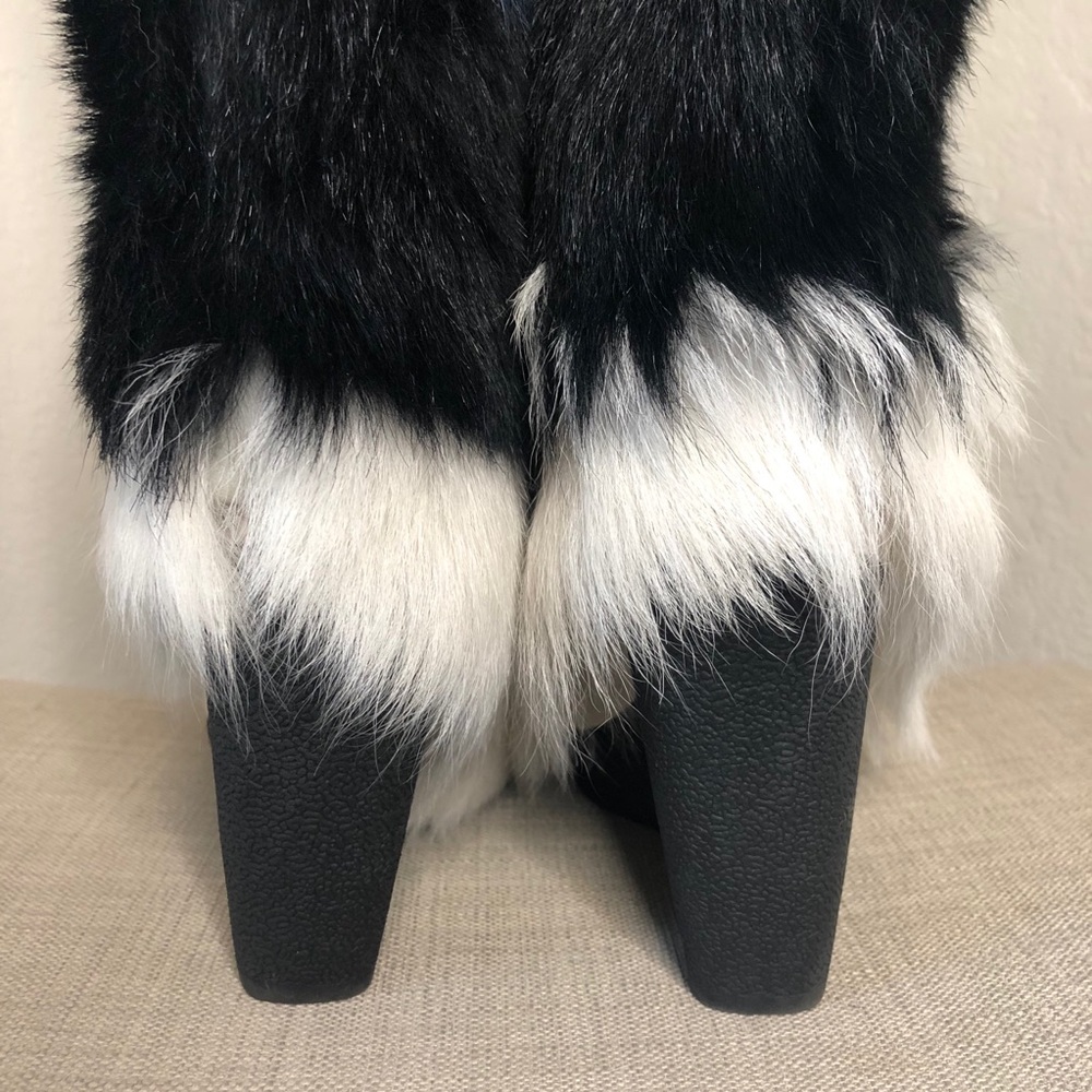 Anna Sui x Frye Collab Goat Fur Wedge Mukluk Boots - Picture 4 of 8